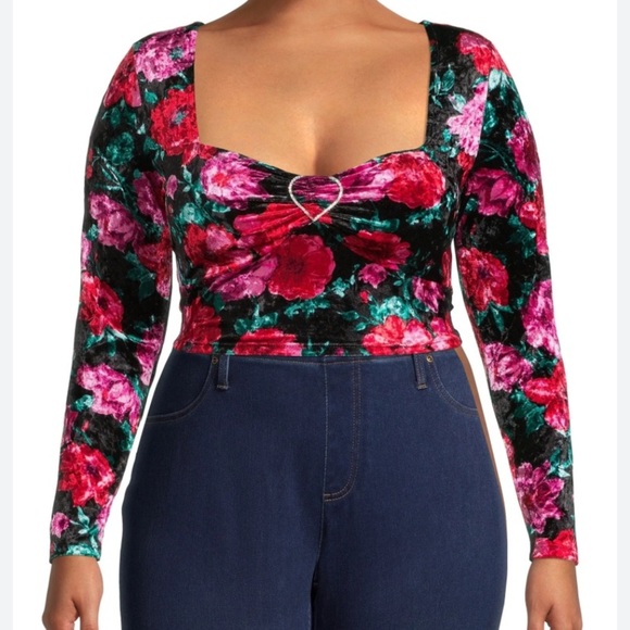 Madden Girl Tops - Madden Girl Velvet Rhinestone Heart Crop Top